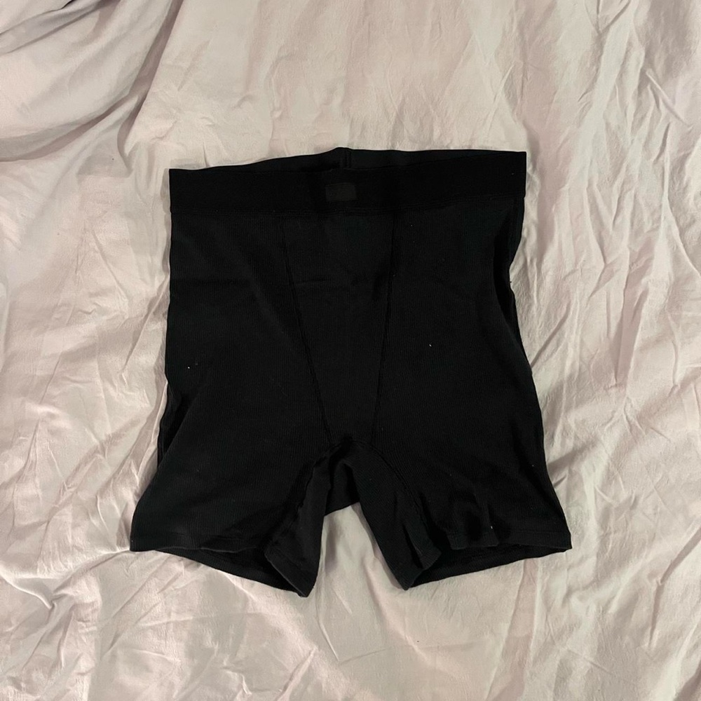 skims ribbed boxer short with minor flaw, black, M